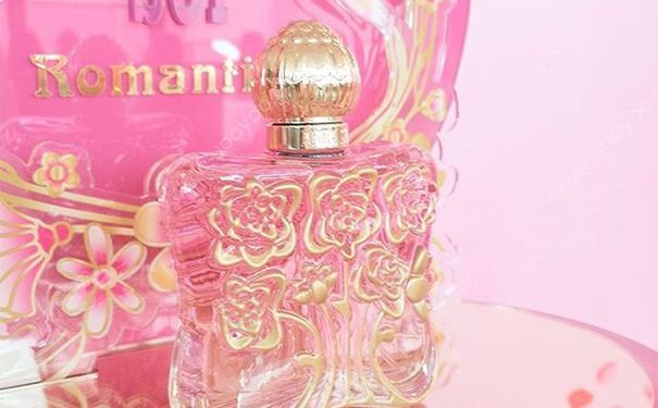 孕婦能噴香水嗎？孕婦噴香水對(duì)胎兒有影響嗎？(3)