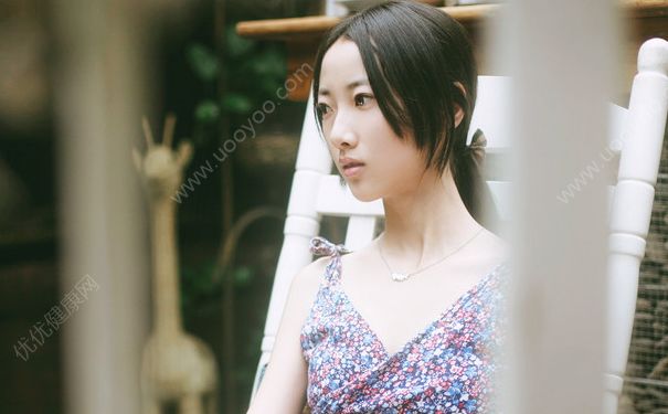 17歲乳頭有白色東西嗎？17歲女生乳頭有白色分泌物正常嗎？(4)