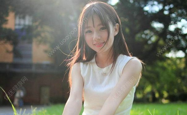 17歲女生想戀愛正常嗎？17歲想戀愛了怎么辦？(4)