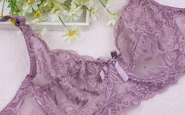女生穿什么內(nèi)衣顯胸小？少女穿什么內(nèi)衣顯胸??？(4)