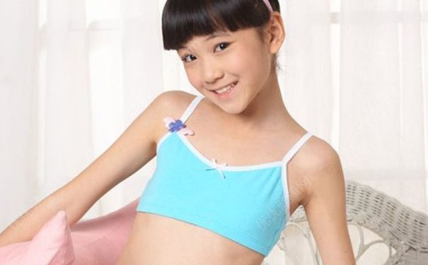 初一女生可以穿內(nèi)衣嗎？初中女生應(yīng)該穿什么內(nèi)衣？(4)
