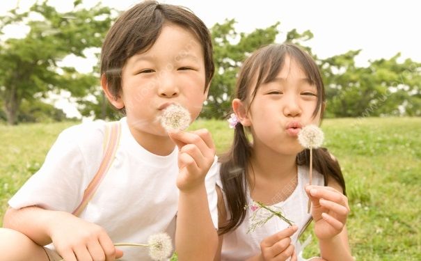 怎么讓12歲男孩喜歡我？怎么讓男孩子喜歡自己？(5)