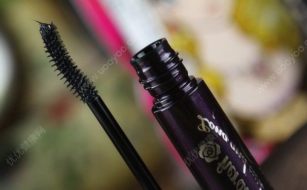 睫毛膏能放冰箱嗎？睫毛膏放冰箱行嗎？(1)