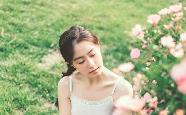 15歲女孩內(nèi)褲上有白帶正常嗎？15歲有白帶怎么辦？(4)