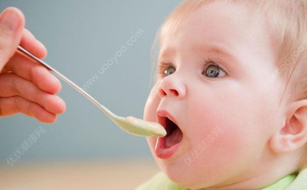 添加輔食時間表 添加輔食順序是怎樣的？(4)