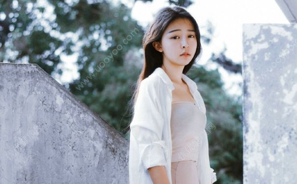 16歲女孩掉頭發(fā)正常嗎？16歲女生掉頭發(fā)嚴重怎么辦？(3)