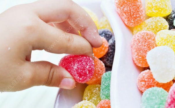 孩子喜歡吃零食怎么辦？孩子吃零食不吃飯?jiān)趺崔k？(4)