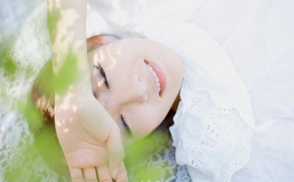 15歲胸小正常嗎？15歲胸小穿什么胸罩？(2)