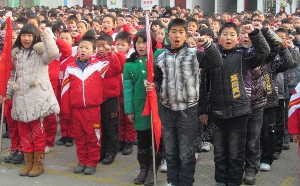 孩子不愿意去學(xué)校怎么辦？應(yīng)該怎么鼓勵孩子去學(xué)習(xí)？(3)