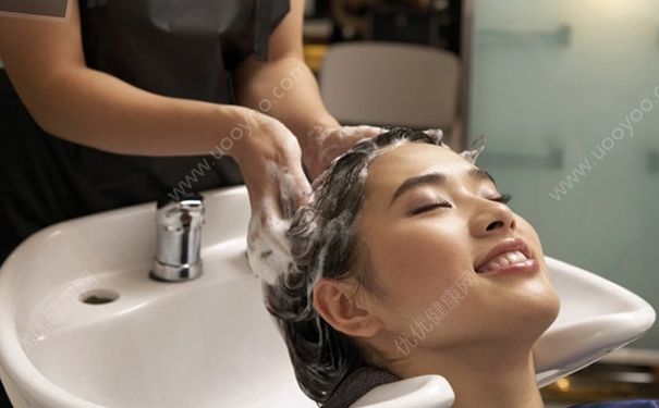 18歲女生適合什么發(fā)型？18歲女生什么發(fā)型好看？(1)