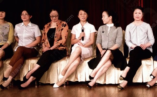 女人的坐姿應(yīng)該怎樣？ 怎么坐最舒服健康？(10)