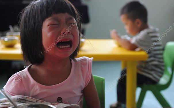 寶寶分離焦慮癥怎么辦？寶寶上幼兒園一直哭怎么辦？(6)