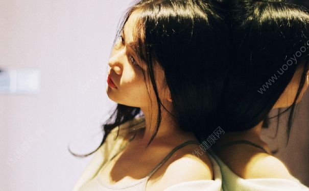 14歲女孩白帶發(fā)黃正常嗎？14歲女生白帶黃怎么辦？(1)