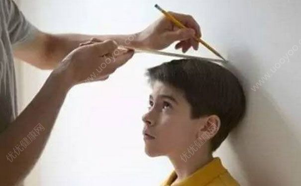 男孩15周歲還能長(zhǎng)高嗎？15歲男孩還能再長(zhǎng)多高？(3)