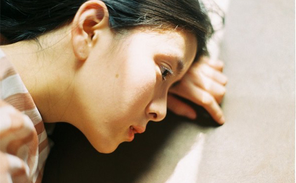 子宮內(nèi)膜異位癥是怎么引起的？子宮內(nèi)膜異位癥的原因(1)