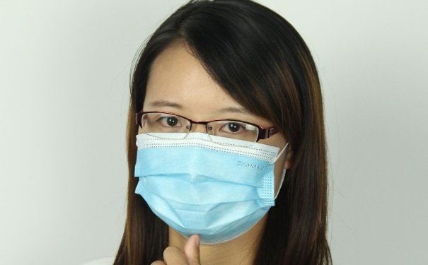 坐月子感冒了咋辦？坐月子感冒了可以喂奶嗎？(1)