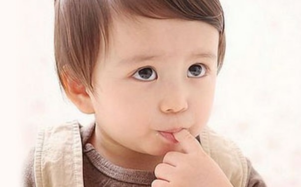 小孩指甲脫落是怎么回事？小孩指甲脫落是什么病？(1)