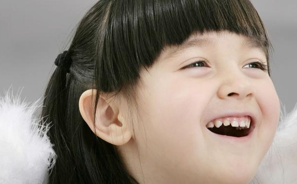 乳牙掉了多久長(zhǎng)新牙？乳牙掉了好幾個(gè)月不長(zhǎng)新牙？(1)