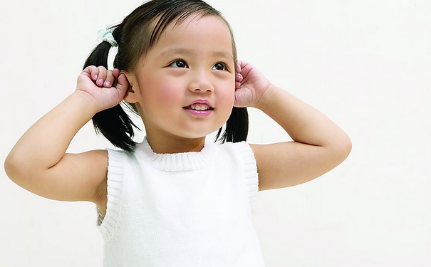 小孩手腳出汗是什么原因？小孩手腳出汗怎么回事？(1)