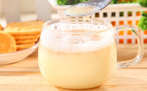 飲用豆?jié){有哪些好處？有哪些人不適合喝豆?jié){？(1)