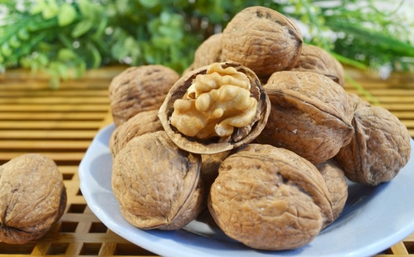 補腦吃什么食物最有效？吃什么食物補腦效果最好？(1)