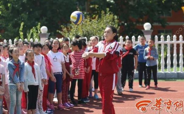 10歲女孩身高1.72米，為什么有的人長的很高？(4)