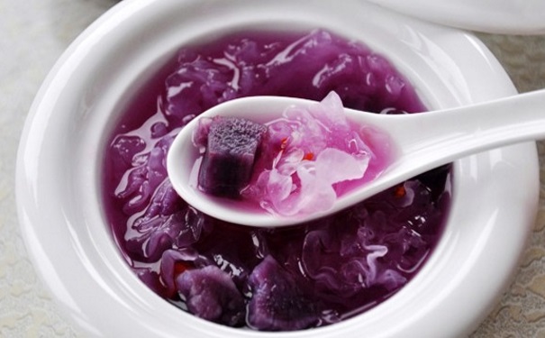 紫薯銀耳粥的做法是什么？銀耳湯的營養(yǎng)功效是什么？(1)