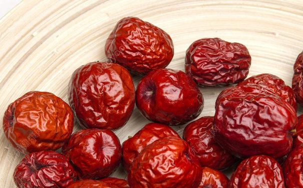 紅棗的營養(yǎng)功效是什么？紅棗有哪些家常菜譜？(1)