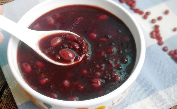 秋季喝什么粥可以減肥？秋季減肥喝什么粥好？(1)