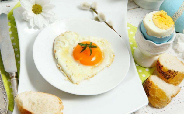 有哪些適合備孕吃的食物？推薦個備孕女性的食譜有哪些？(1)