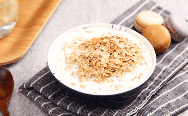 經(jīng)常熬夜多吃哪些食物好？經(jīng)常熬夜如何緩解？(1)
