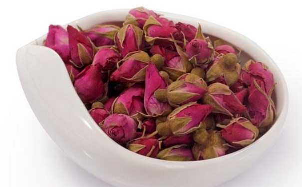 玫瑰花茶怎么喝最養(yǎng)生？玫瑰花茶泡水有什么副作用？(1)