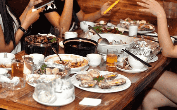 夜宵吃哪些食物不會發(fā)胖？經(jīng)常吃宵夜有哪些危害？(1)