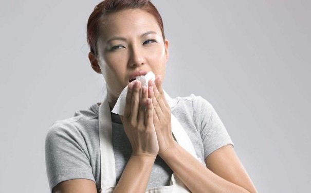 咳嗽有何食療方法？咳嗽該如何治療？(1)