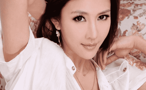 乳房畸形矯正的方法是怎樣的？乳房畸形如何矯正？(1)