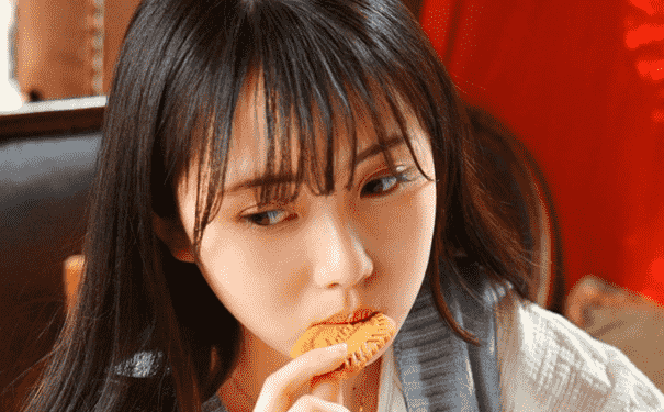 壓力大的晚上吃得多怎么辦？對身體有什么不好的嗎？(1)