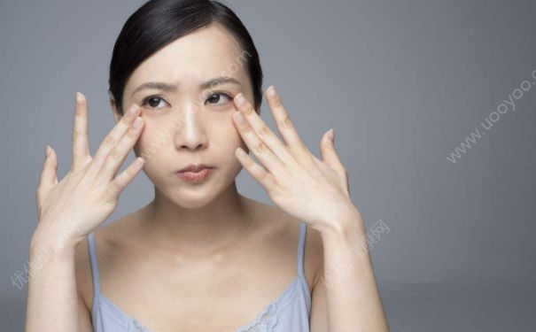 女性經(jīng)期眼睛干澀的原因有哪些？經(jīng)期眼睛干澀是什么原因？(3)