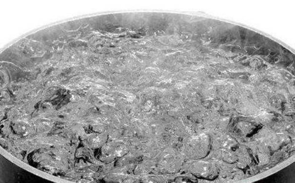喝開水兌冷水好不好？開水兌冷水是陰陽水不宜喝(2)