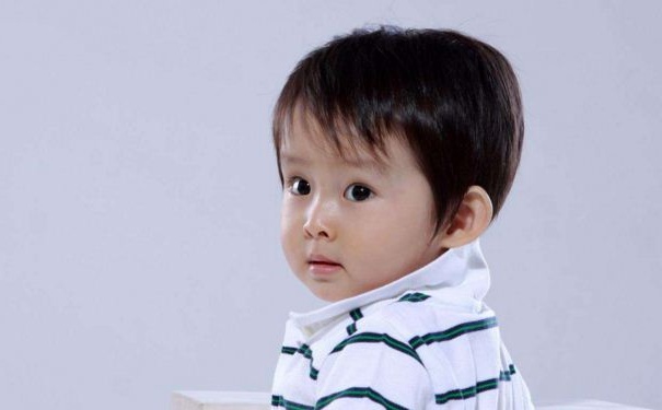 孩子有多動癥該怎么辦？孩子多動癥有何原因？(1)