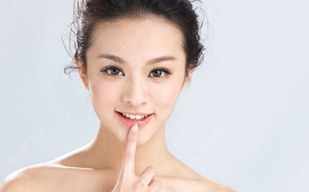 冬天嘴唇干燥怎么辦？冬天嘴唇干裂怎么調(diào)理？(4)
