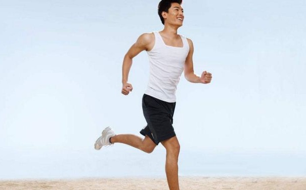 長期堅(jiān)持跑步有何好處？男人跑步該注意什么？(1)