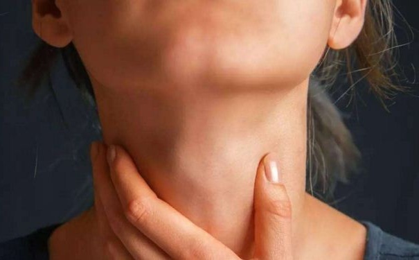 甲狀腺癌有何癥狀？甲狀腺癌怎么治療？(1)