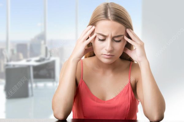女人內(nèi)分泌失調(diào)對(duì)身體造成什么影響？?jī)?nèi)分泌失調(diào)出現(xiàn)的癥狀(3)