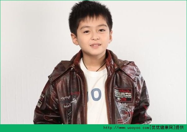 10歲男孩身高體重標(biāo)準(zhǔn)是多少？10歲男孩正常身高體重是多少？(3)
