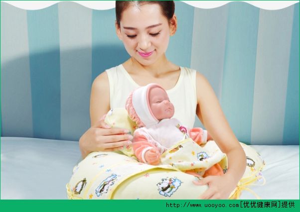 坐月子能抱小孩嗎？月子期間抱小孩會(huì)怎么樣？(4)