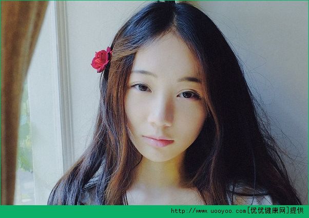 青春期的女生掉頭發(fā)是怎么回事？青春期的女生掉頭發(fā)怎么辦？(3)