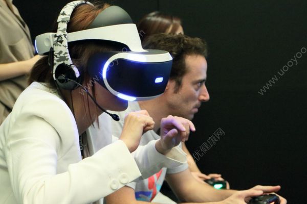 小孩子能用VR眼鏡嗎？小孩用VR眼鏡有什么影響？(3)