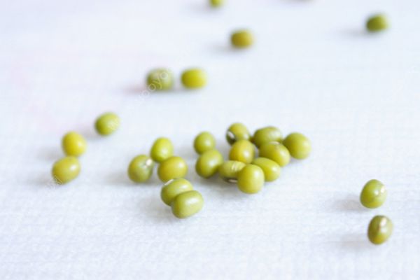 產(chǎn)婦能吃綠豆嗎？坐月子可以喝綠豆湯嗎？(1)