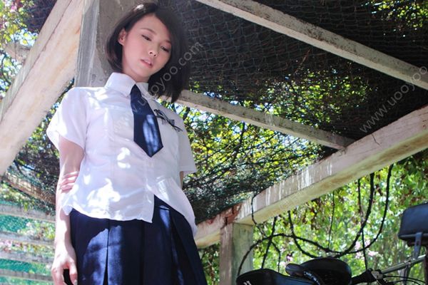 我14歲胸部有硬東西是怎么回事？我14歲胸部有腫塊正常嗎？(4)