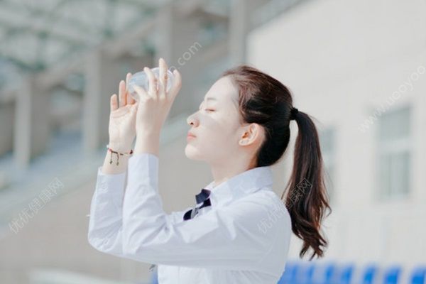 初一女生適合什么發(fā)型？初一女生留什么發(fā)型好？(4)